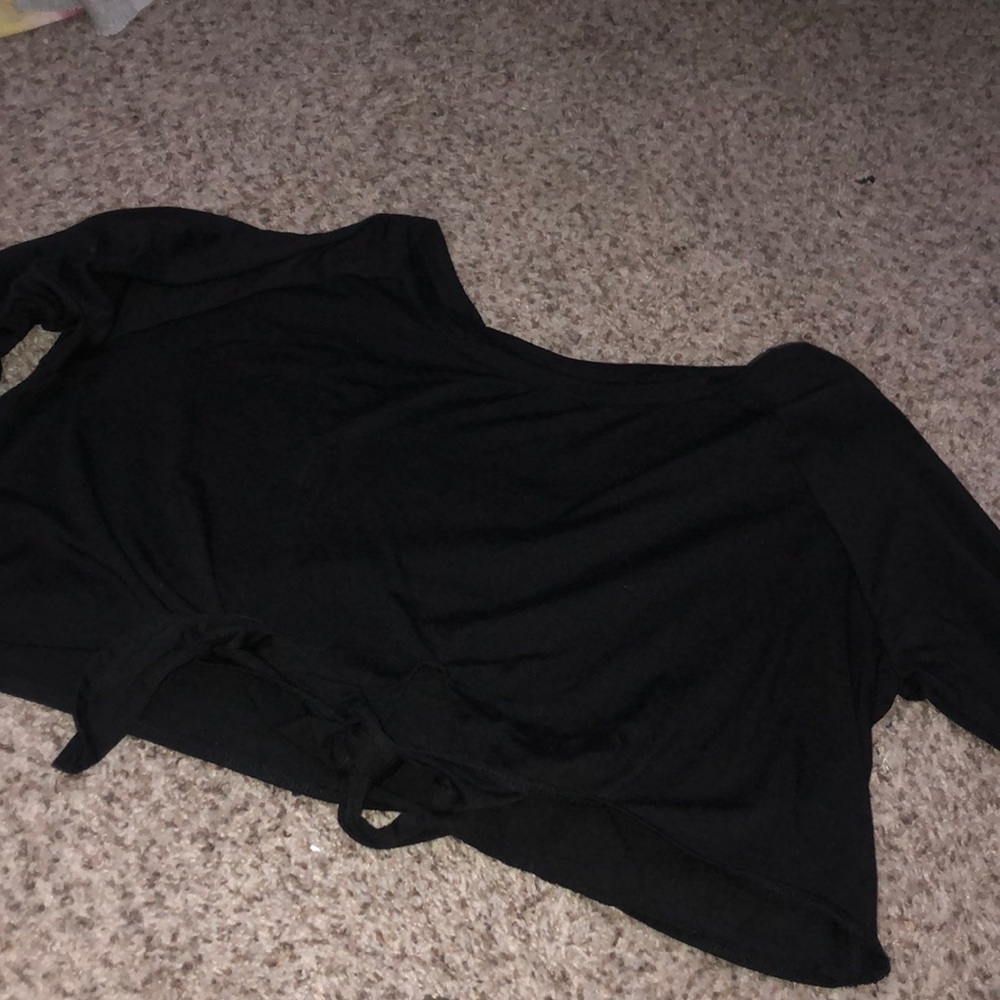 Black crop top